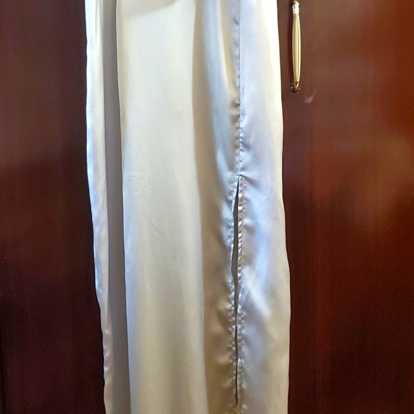 A Silver Missguided Floor-length Prom Dress - Picture 2 of 9